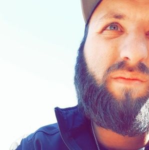 Meet your Posher, Zach